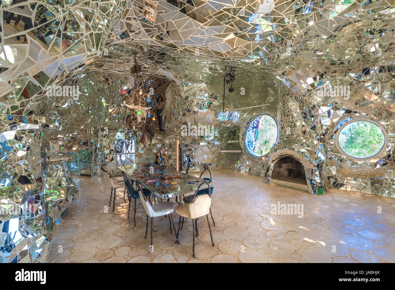 Der TarotGarten in Capalbio, Italien, ist ein super Skulpturengarten
