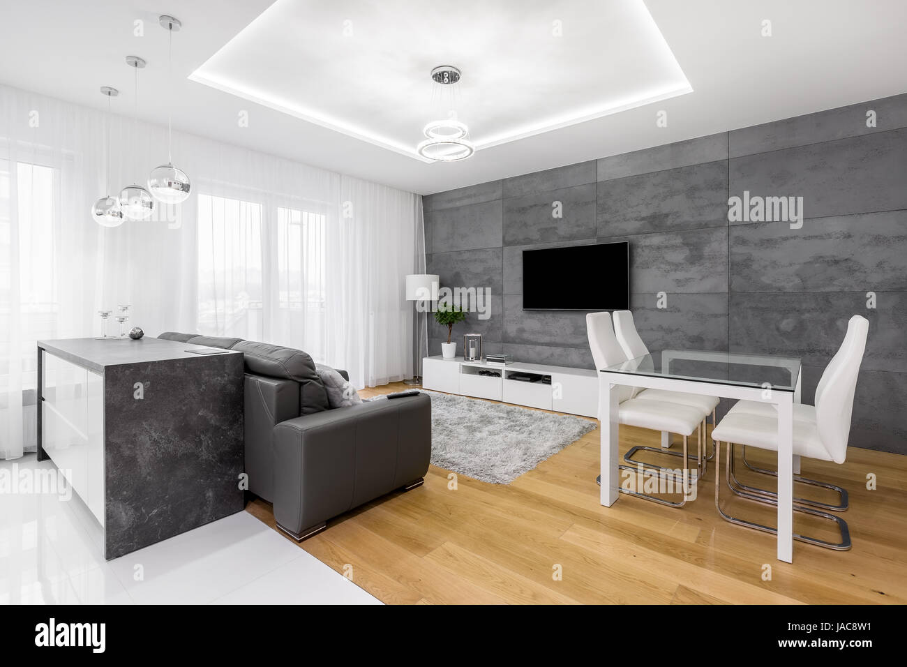 Grau Und Weiss Moderne Wohnung Mit Sofa Tv Stuhle Tisch Schrank Lampen Stockfotografie Alamy