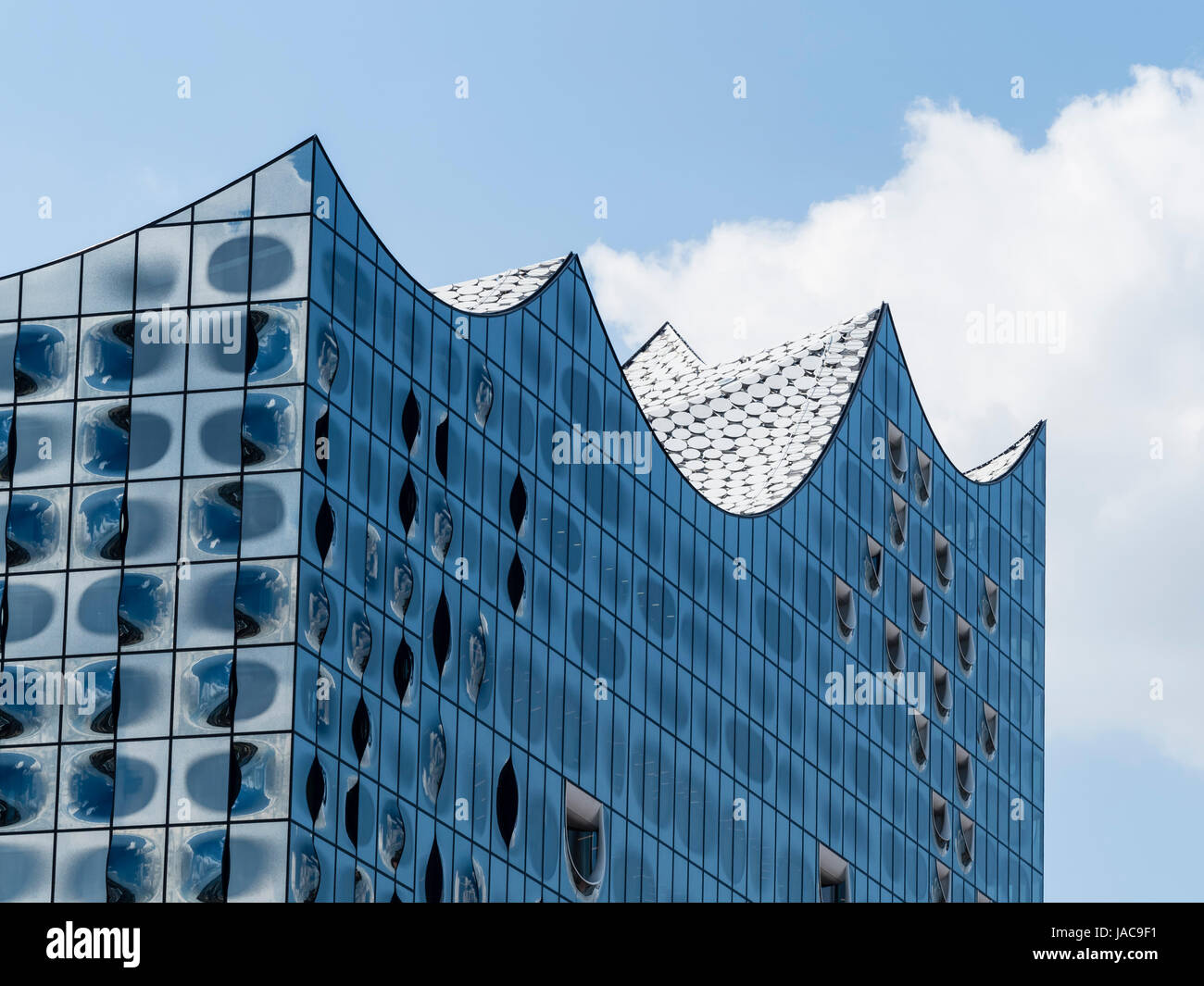 Elbphilharmonie Hamburg, Konzertsaal am Fluss Elbe auf historische Lager, Hafencity, Hansestadt, Hamburg, Deutschland Stockfoto