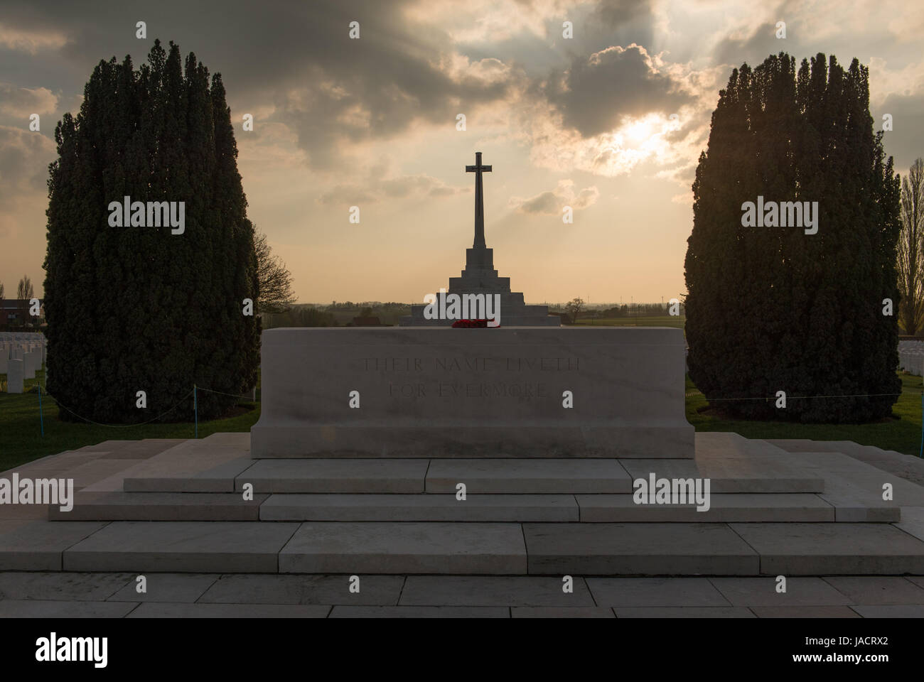 Tyne Cot Friedhof ist der größte Friedhof der Commonwealth War Graves Commission der Welt in Bezug auf Beerdigungen. In der Nähe von Ieper (Ypern) in Belgien Stockfoto
