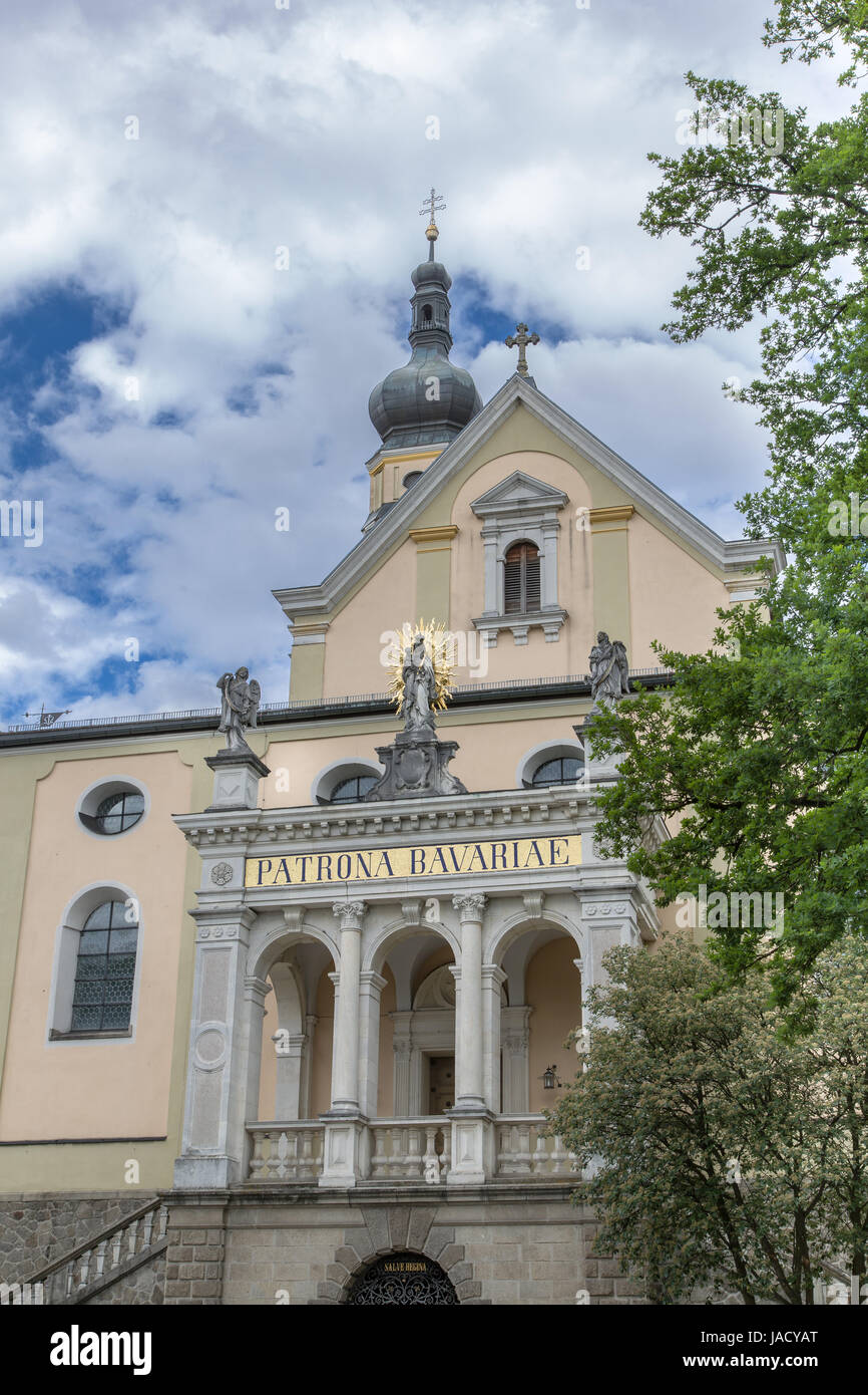 Kirche Mariä Himmelfahrt in Deggendorf im Bayerischen Wald Deutschland Stockfoto