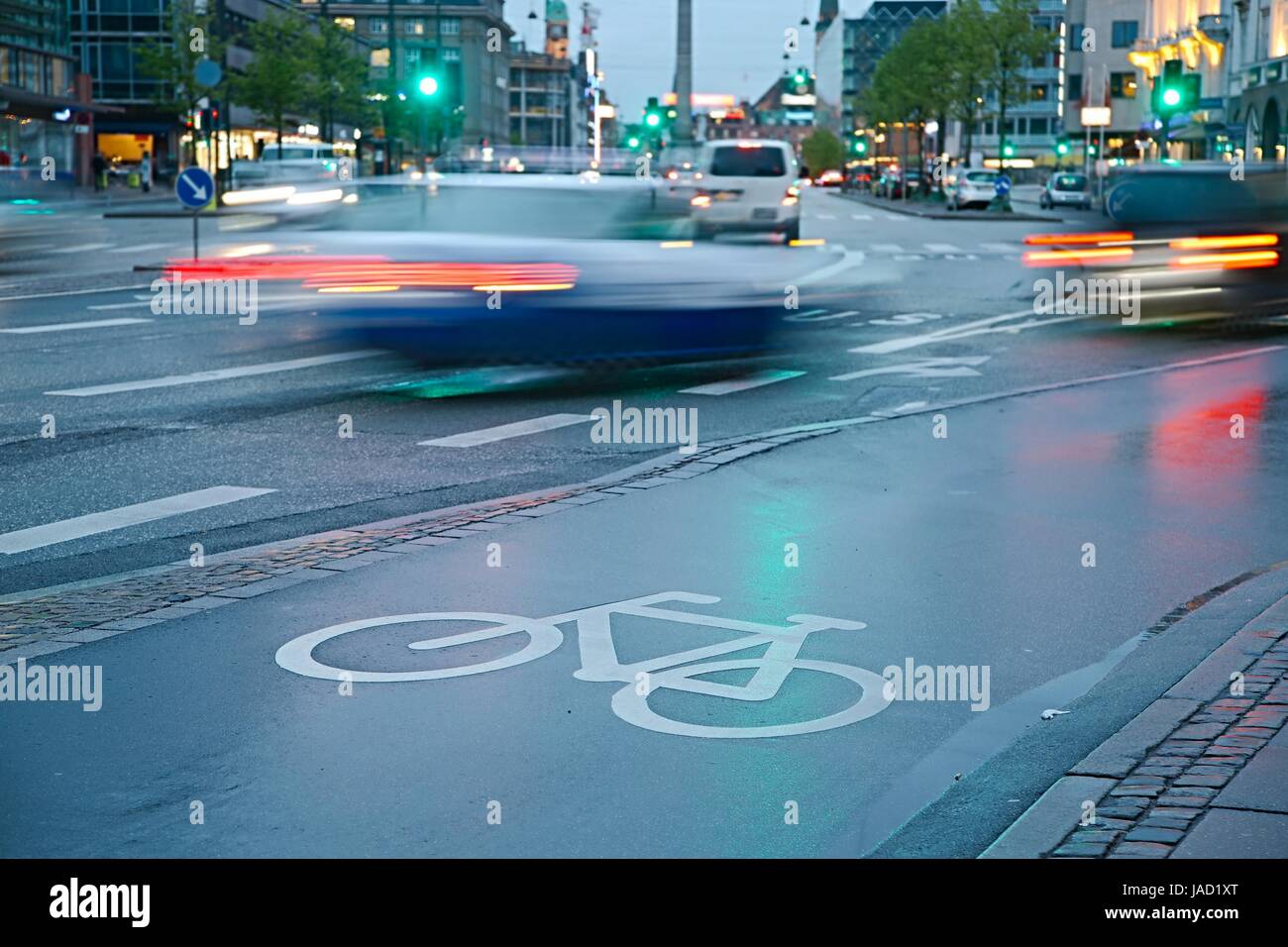 Fahrradweg im Regen Stockfoto