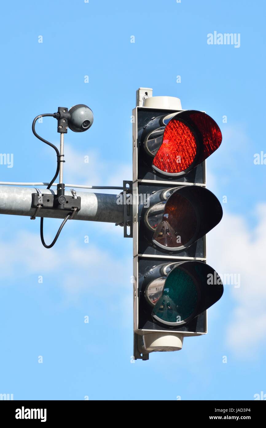Hat Jede Ampel Eine Kamera Ampel mit Kamera für Flugsicherung Stockfotografie - Alamy