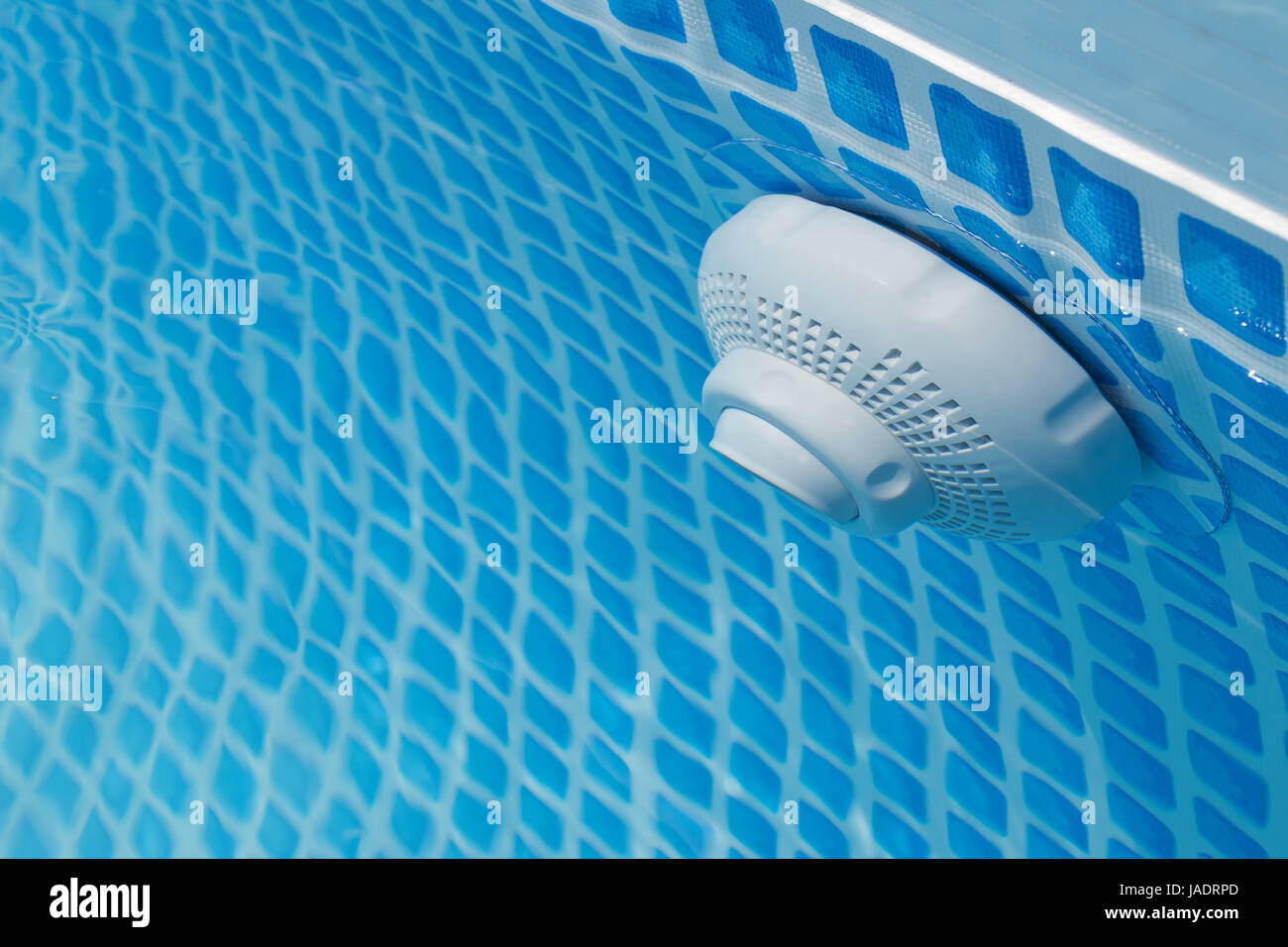 unter Wasser Pool Abfluss hautnah Stockfoto