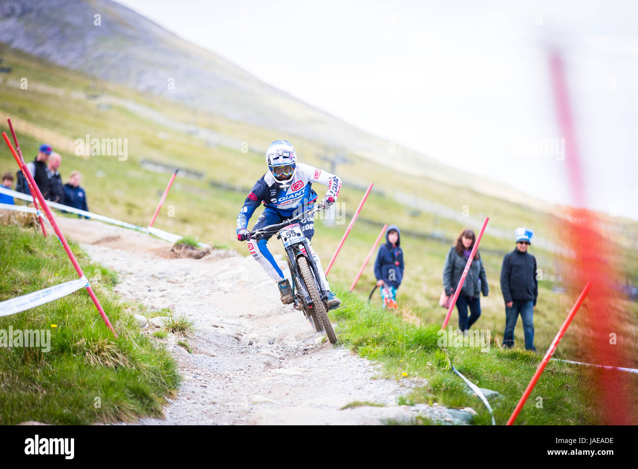 Eliot Jackson USA Rennen durch die UCI Mountain Bike World Cup-Kurs bei Fort William am 4. Juni 2017. Stockfoto