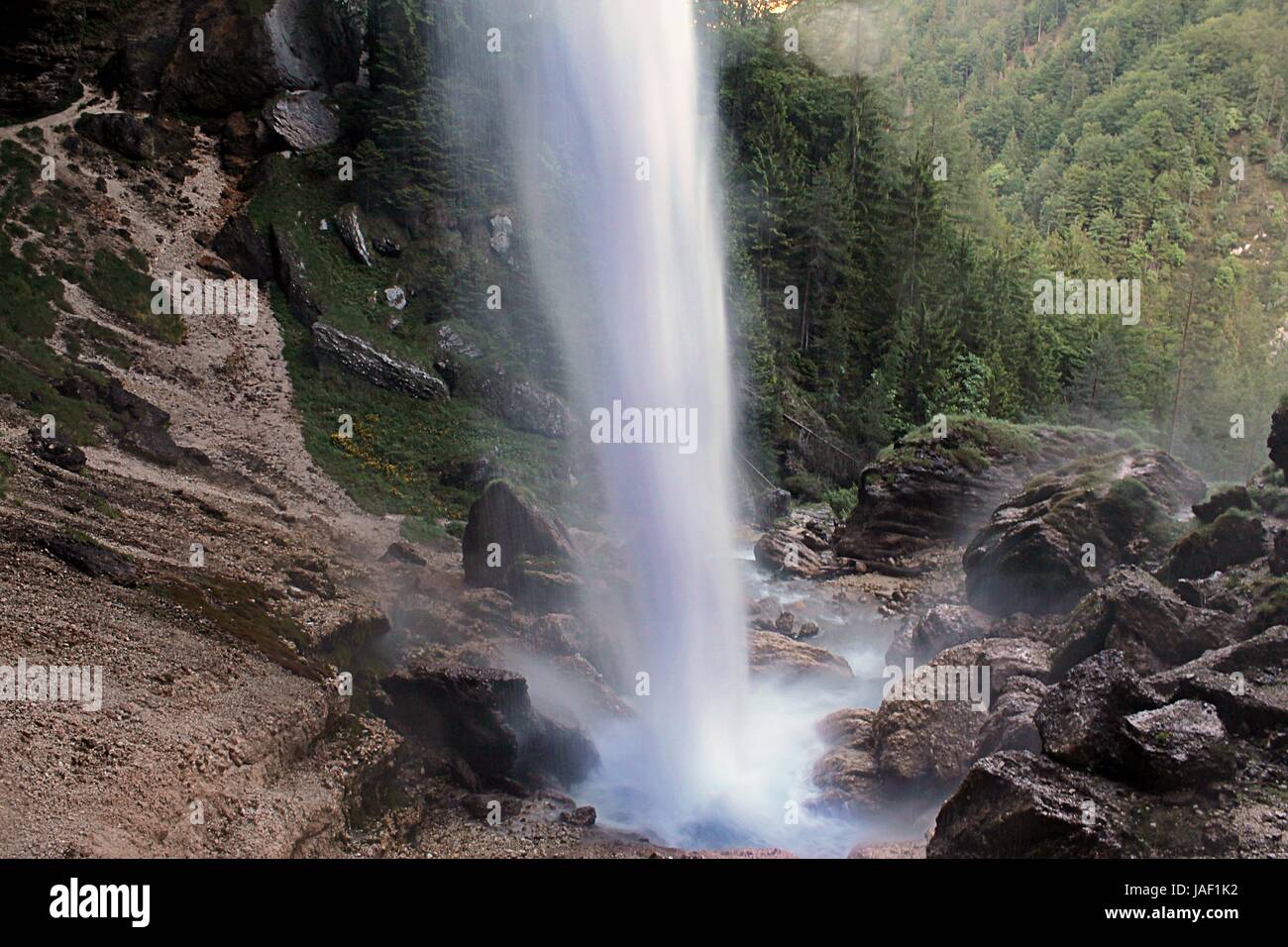 versteckter Wasserfall von Mostrjana, Slowenien Stockfoto