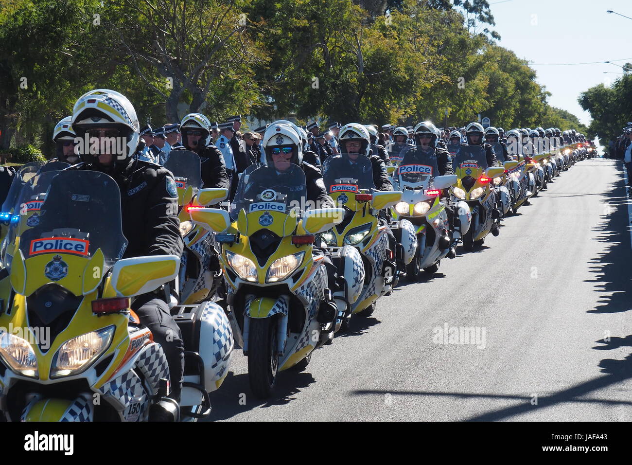 Toowoomba, Queensland, Australien. 7. Juni 2017. Polizei-Motorrad-Prozession als Teil der Garde der Ehre für Senior Constable Brett Forte in Toowoomba Credit: Matt Eliason/Alamy Live News Stockfoto