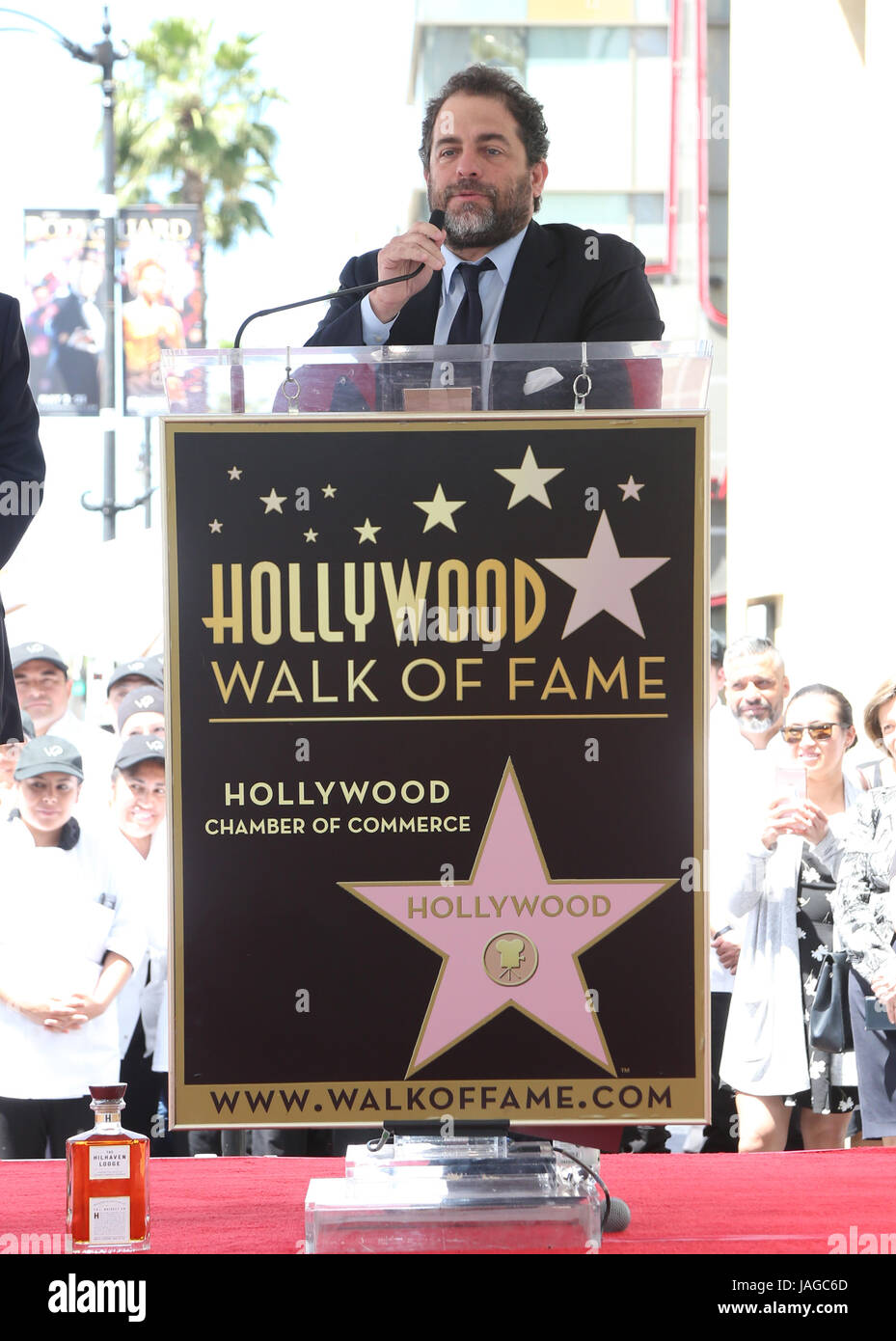 Wolfgang Puck geehrt mit Stern auf dem Hollywood Walk Of Fame mit: Brett Ratner Where: Hollywood, Kalifornien, Vereinigte Staaten, wann: 26. April 2017 Kredit: FayesVision/WENN.com Stockfoto