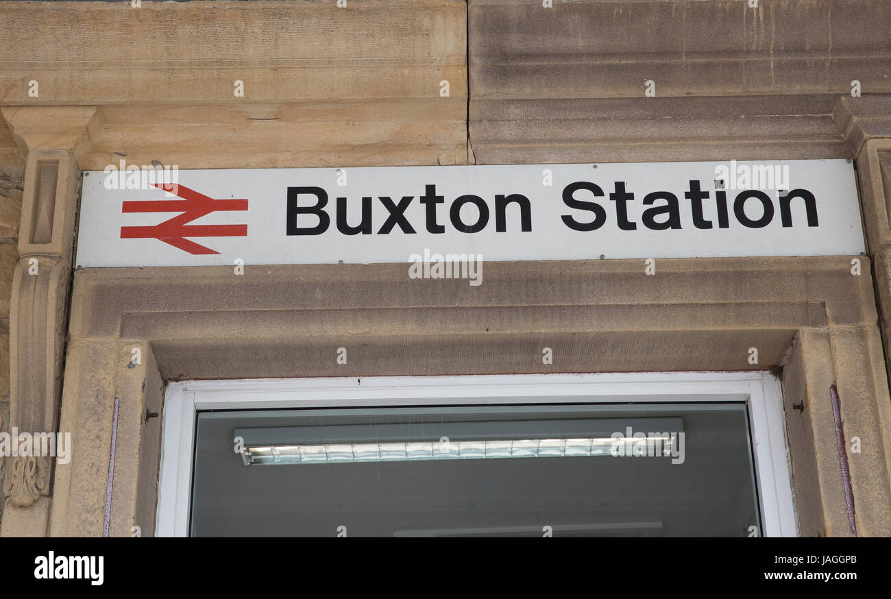 Buxton Bahnhof Zeichen Stockfoto