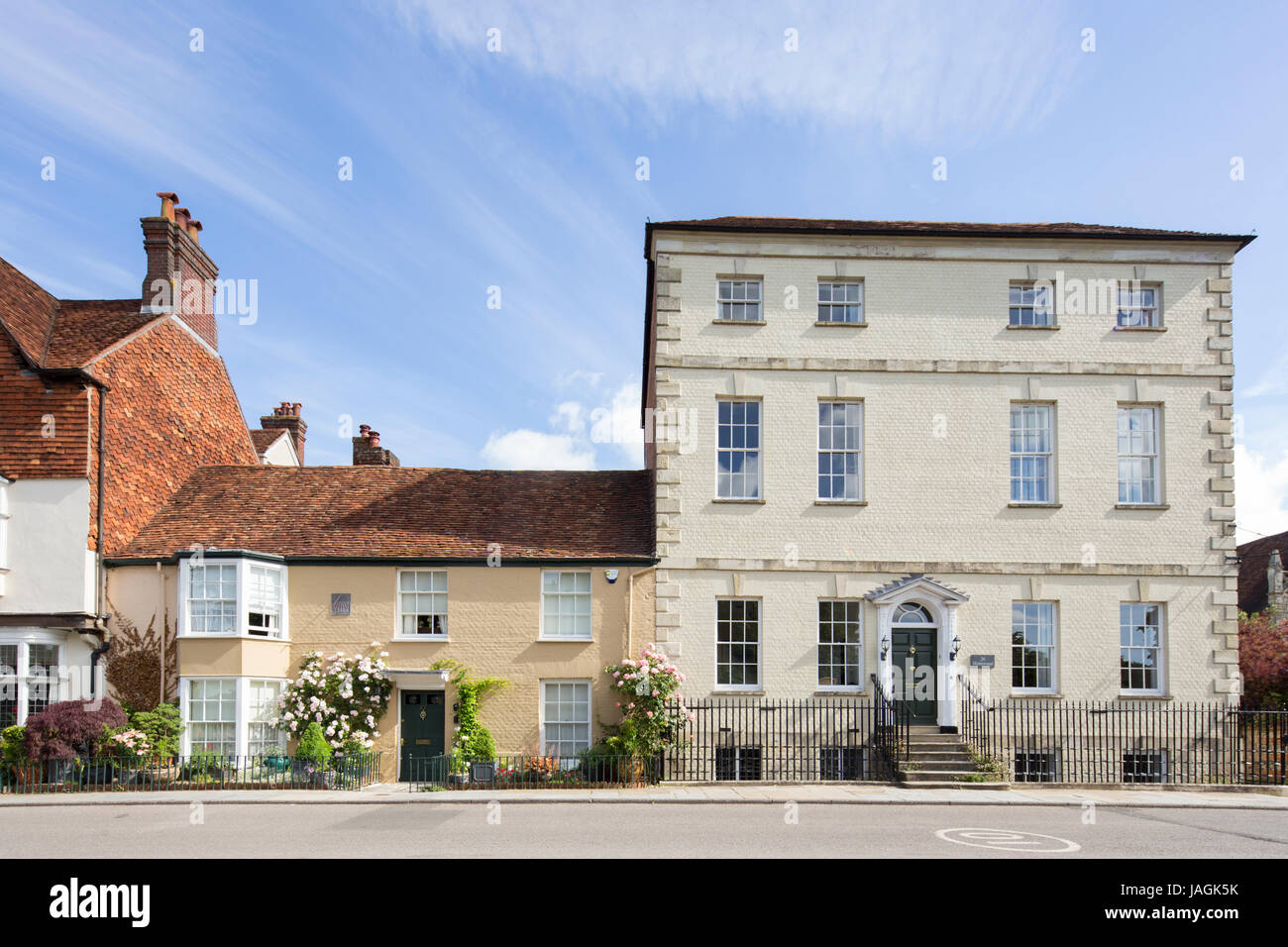 Ansprechende Architektur in der historischen Stadt von Salisbury, Wiltshire, England, UK Stockfoto