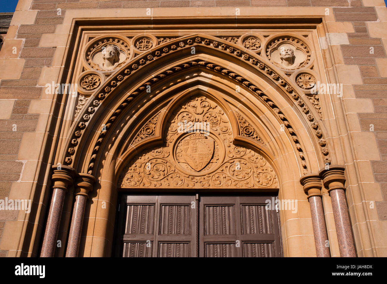 Die McManus Galerien in der Stadt Albert Square.Situated am nördlichen Ufer des Firth of Tay Dundee ist die viertgrößte Stadt in Schottland. Stockfoto