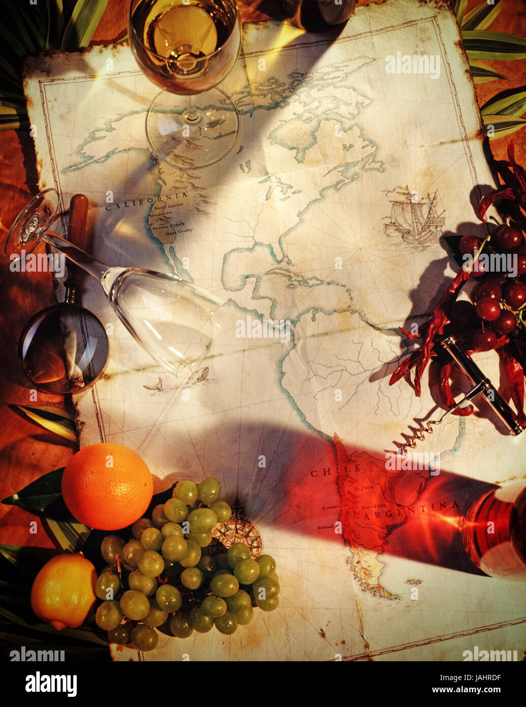 Karte von Amerikas mit Weinregionen und Weinglas Stockfoto