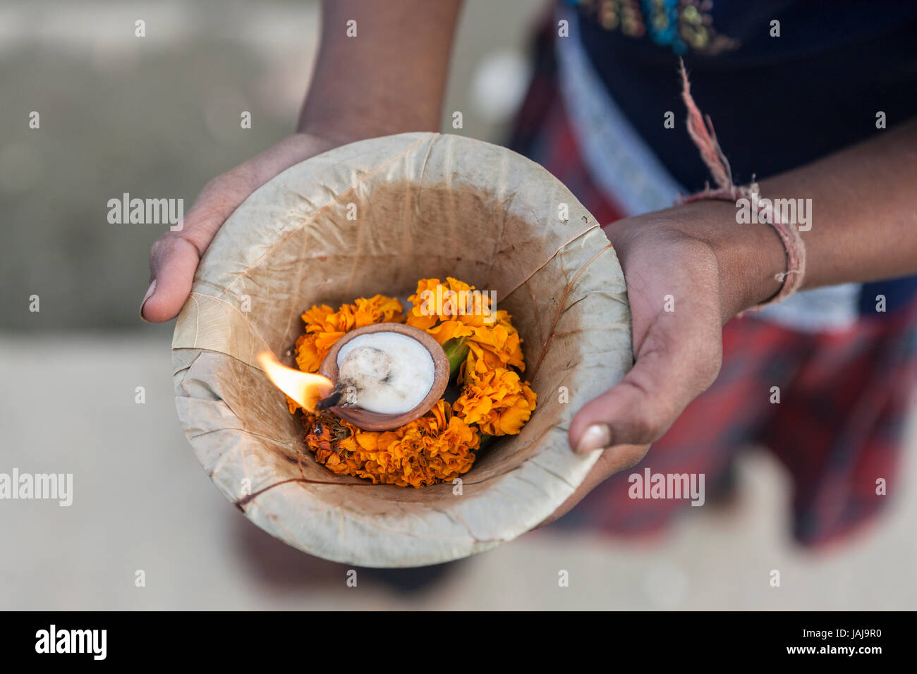 Kerze in Varanasi, Uttar Pradesh, Indien, Asien Stockfoto