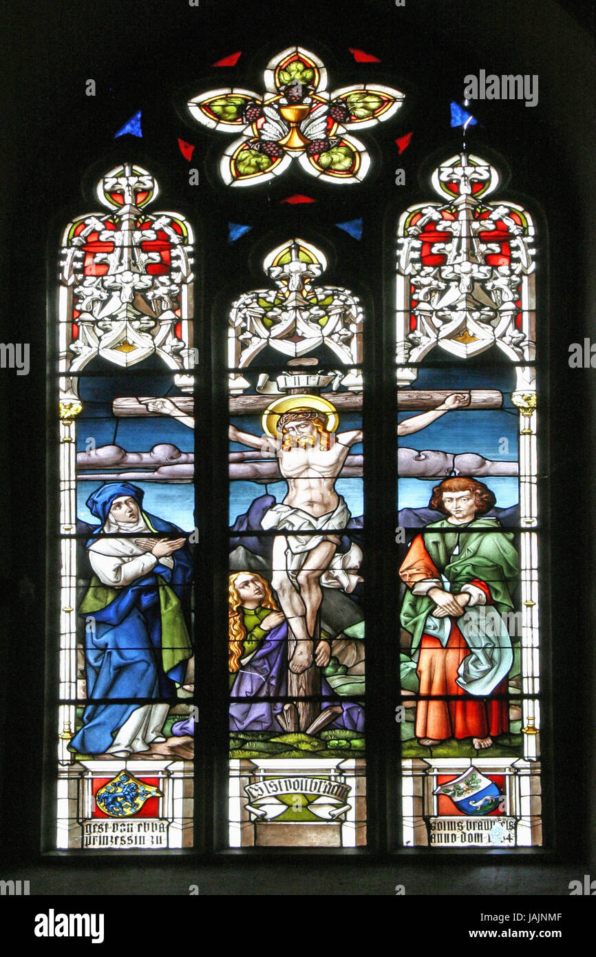 Deutschland, Hessen, Sperren von Braun Galle, Schloss Band, Kirchenfenster, braune Galle, Fenster, hell, Hauptportal, sperren, Christentum, Religion, glauben, Jesus, Kreuzigung, Stockfoto
