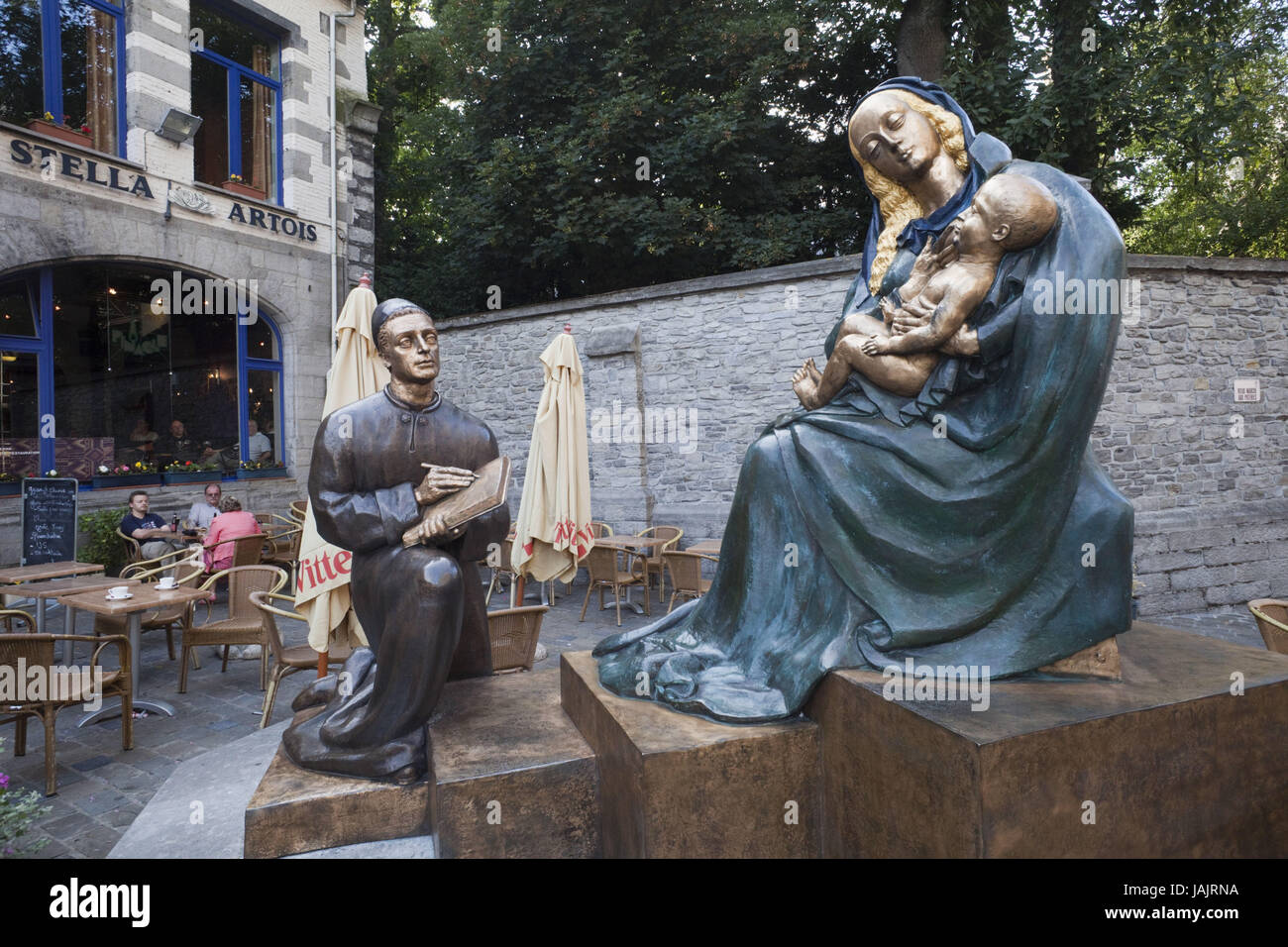 Tournai, Belgien Monument für Roger van der Weyden, Skulpturen, "Hingebungsvoll", Stockfoto