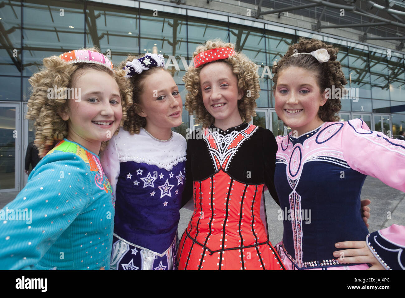 Irland, Mädchen im Irish Dance Kostüme, Stockfoto