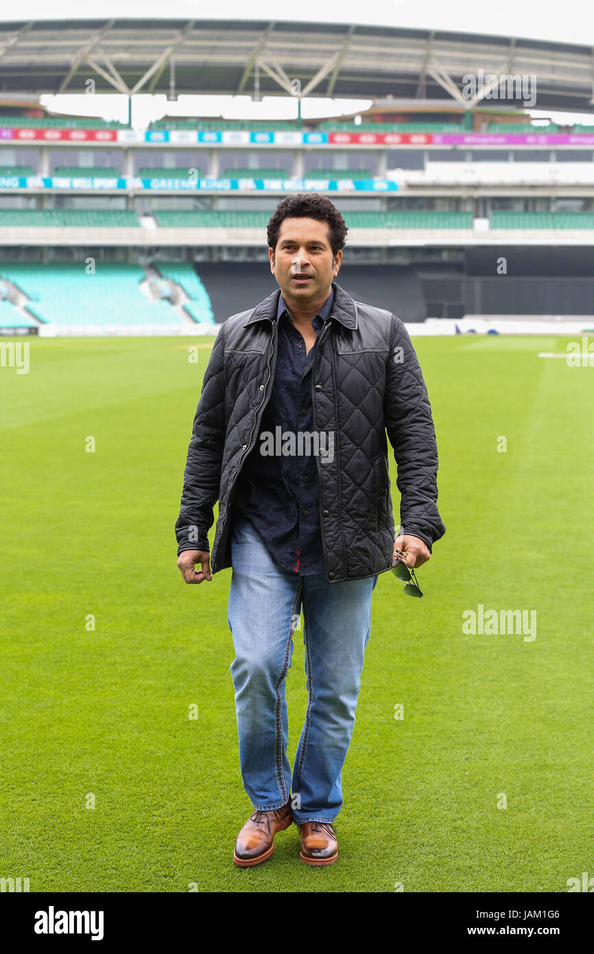 Fototermin mit den legendären Cricket-Spieler, Sachin Tendulkar bei Kia Oval, für die kommende Veröffentlichung seines Films, Sachin: A Billion Träume. Der Film folgt Sachin Tendulkars Reise von einem jungen, eines der berühmtesten Sportler aller Zeiten, veröffentlicht am 26. Mai. Unter der Regie von preisgekrönten Filmemacher James Erskine, ermöglicht dieser Film-Fans in der Master Blaster Leben zu gehen und auch Indien Cricket Legenden M.S. Dhoni und Virender Sehwag. Die Musik ist von A.R. Rahman komponiert.  Mitwirkende: Sachin Tendulkar wo: London, Vereinigtes Königreich bei: Kredit-6. Mai 2017: Dinendra Haria/WENN Stockfoto