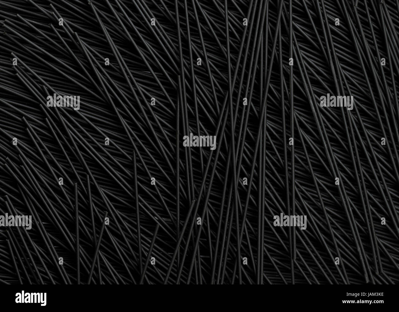 volles Bild von schwarzen Tintenfisch-Tinte-Spaghetti. Essen-Hintergrund mit einer Pasta in andere Richtung, Kurs dramatische Wirkung, ideal für Textfreiraum Stockfoto