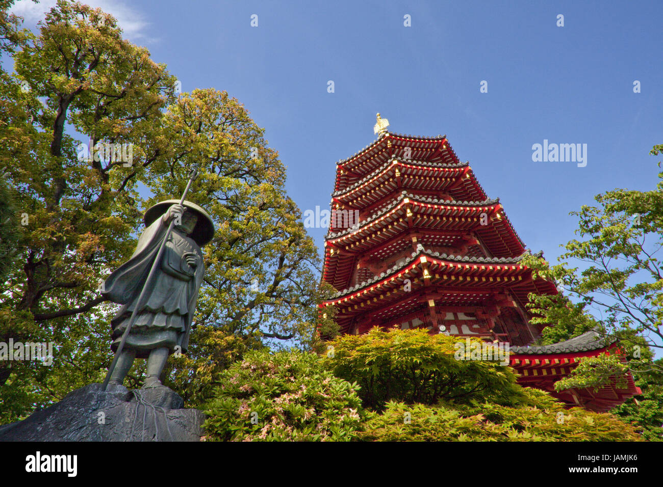Japan, Kawasaki Daishi Schrein, Pagode, Kouboudaishi Statue, Stockfoto