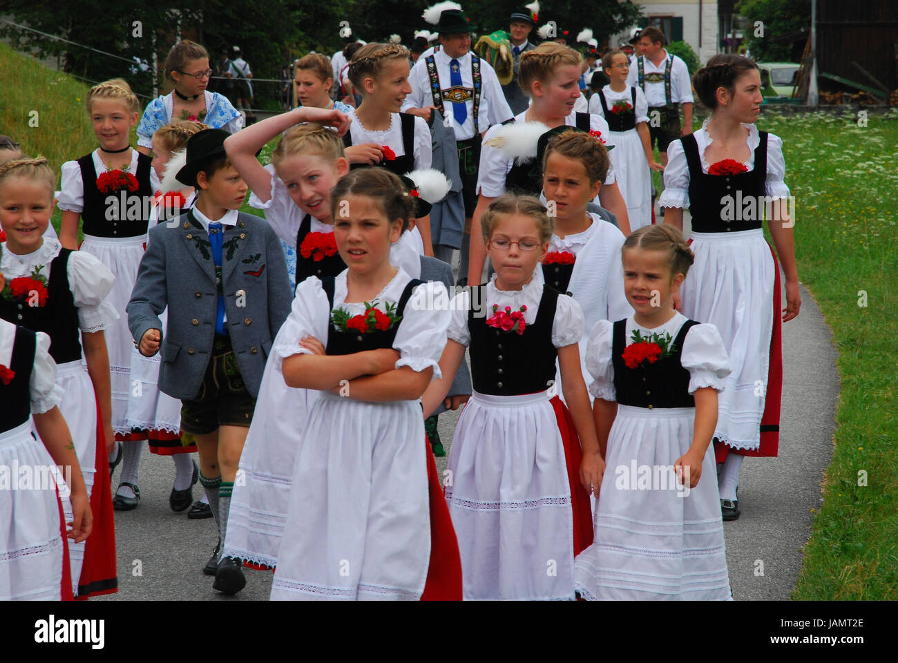 Deutschland, Bayern, Damm-Region, Festival mit Mädchen, Trachten, Dirndl, Stockfoto
