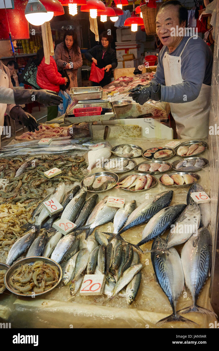 Fischgeschäft, Chun Yeung Street Market, Hongkong, China, Hong Kong Island, North Point Stockfoto