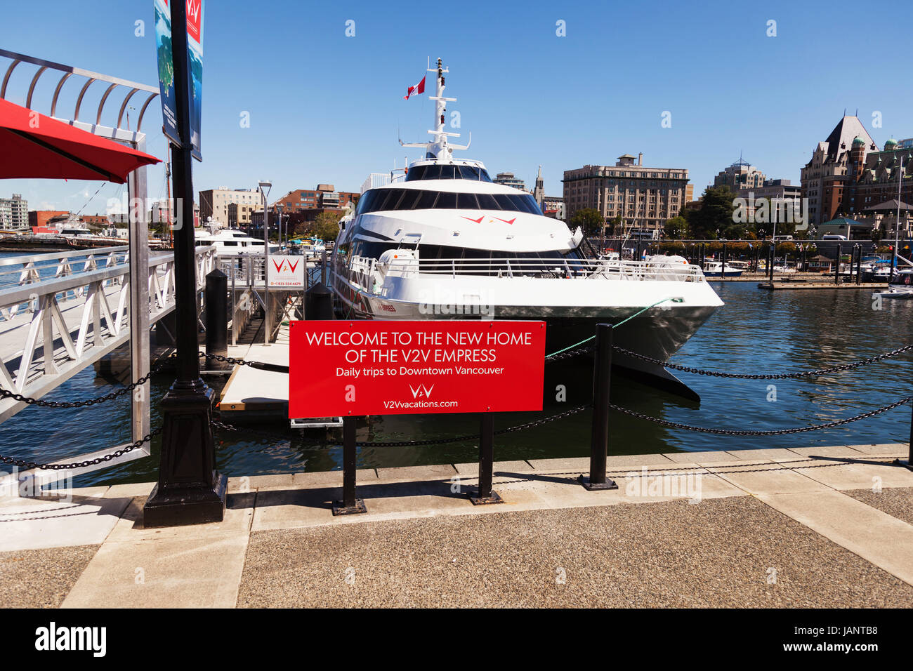 Die neue Luxus-Fähre V2V Kaiserin Victoria Harbour. Victoria BC Kanada Stockfoto