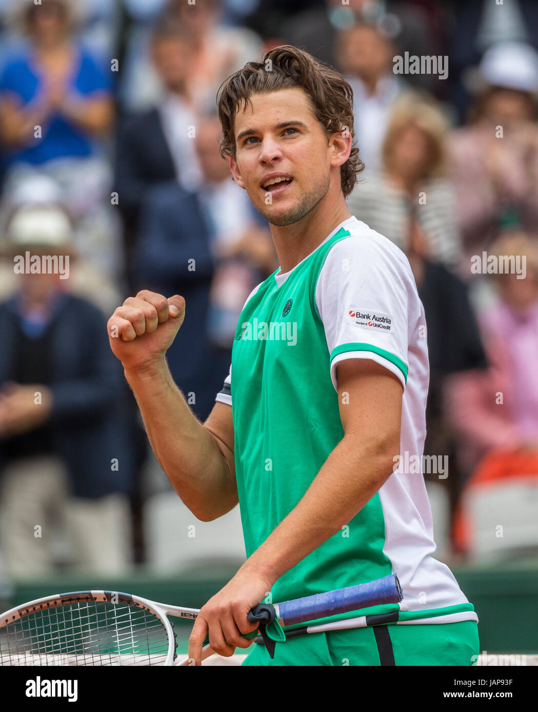 Paris, Frankreich. 7. Juni 2017. Tennis, French Open, Roland Garros, Dominic Thiem (AUT) in Jubel nach dem Sieg über zweiten Novak Djokovic (SRB) Credit ausgesät: Henk Koster/Alamy Live News Stockfoto