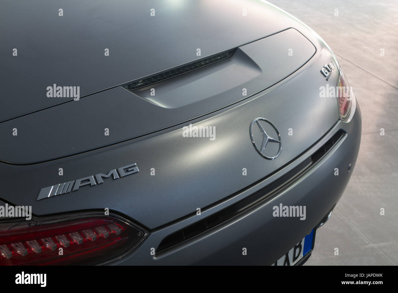 Turin, Italien, 7. Juni 2017. Ansicht der Rückseite des Mercedes AMG GT-R. in der dritten Ausgabe des Parco Valentino Auto show hosts Autos vieler Automobilhersteller und Konstrukteure in Valentino Park in Turin, Italien. Stockfoto