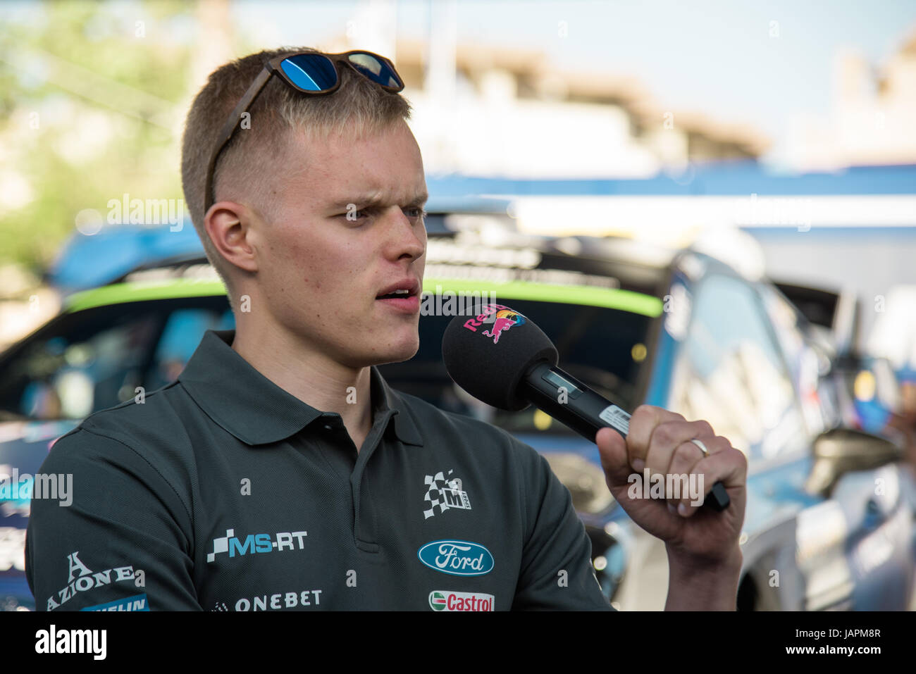 Alghero, Italien, 7. Juni 2017. Rally d ' Italia Sardegna 2017, 7. Etappe der Rallye-Weltmeisterschaft. M-Sport Fahrer Ott Tänak aus Estland in einem Interview. Bildnachweis: Giacomo Altamira/Alamy Live News Bildnachweis: Giacomo Altamira/Alamy Live-Nachrichten Stockfoto