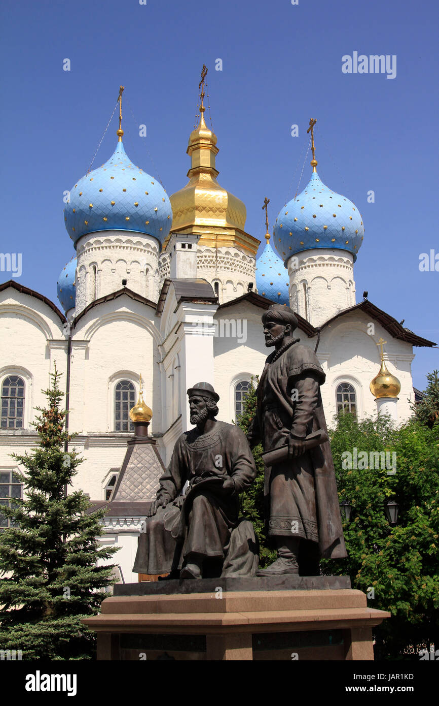 Europa, Russland, Republik Tatarstan, Kasan, Kreml, Architekten-Denkmal Vor Mariae-Verkuendigungs-Kathedrale Stockfoto