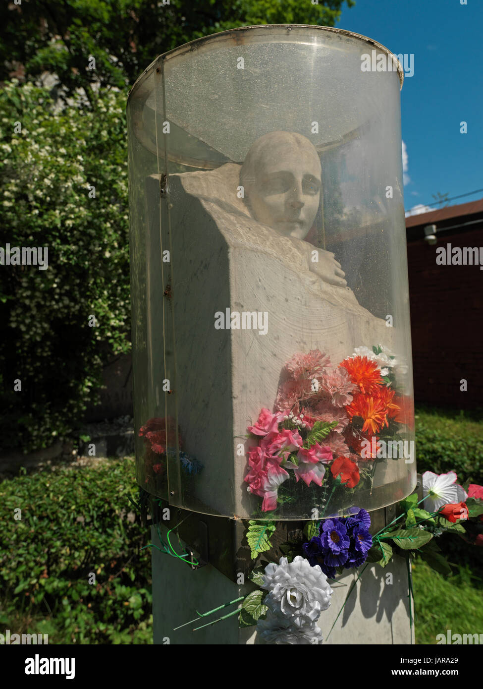 NowodewitschiFriedhof, Begräbnisstätte von Nadeschda Sergejewna