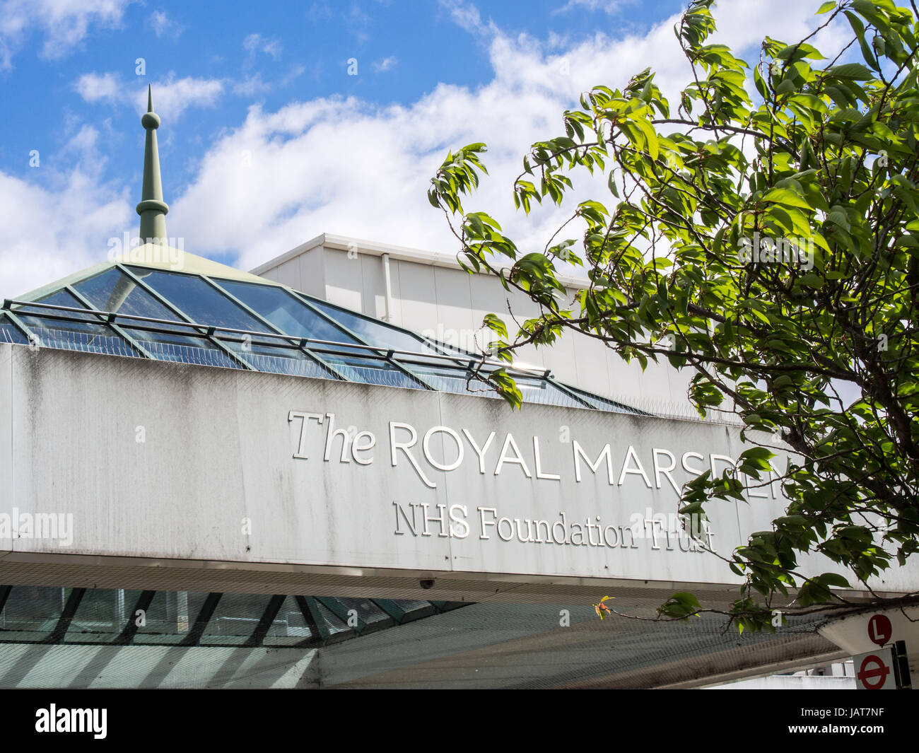Die Hauptrezeption im Royal Marsden Hospital in Sutton, London. Stockfoto