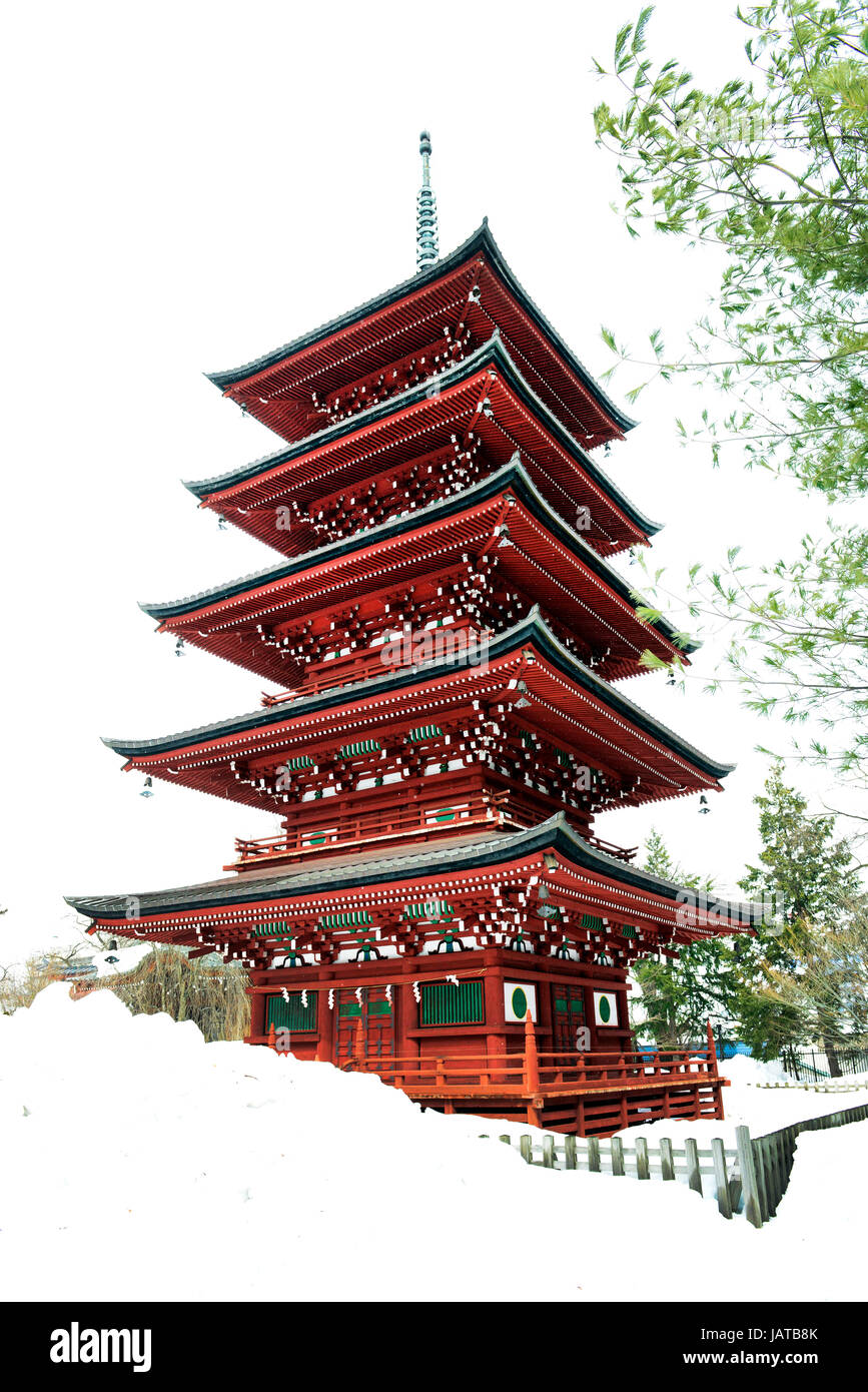 Die fünfstöckige Pagode des Saishoin-Tempels in Hirosaki wurde 1667 erbaut. Stockfoto