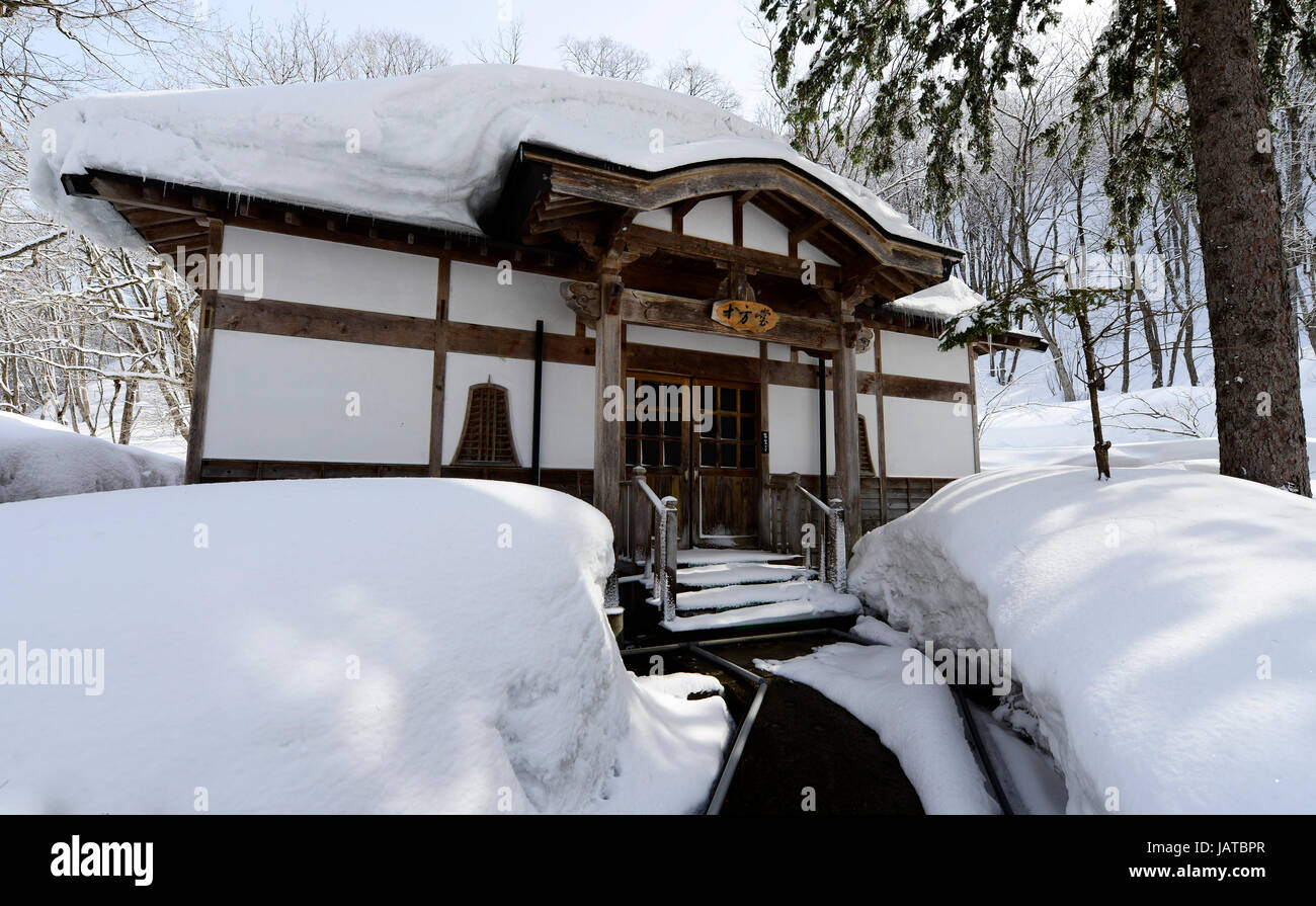 Das schöne äußere Aoni Ryokan in der Präfektur Aomori Stockfoto