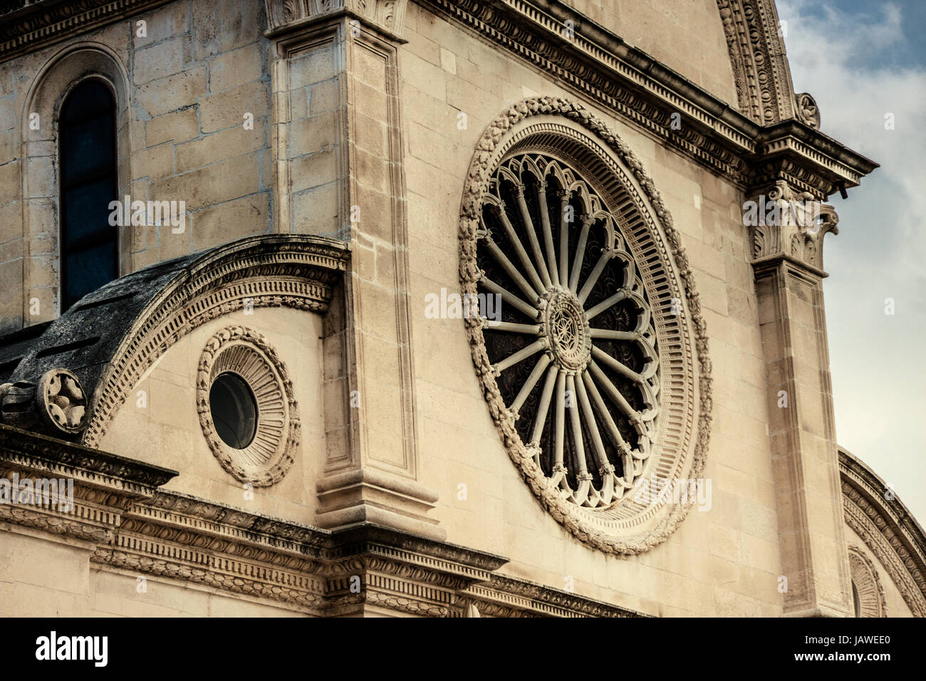 Rosetta auf der vorderen Seite des St. James Cathedral, Sibenik Stockfoto