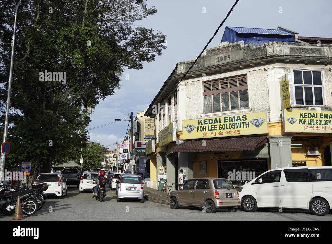 alten kolonialen Geschäftshäusern in Pekan Sungai Besi Stadt, Kuala Lumpur, Malaysia Stockfoto