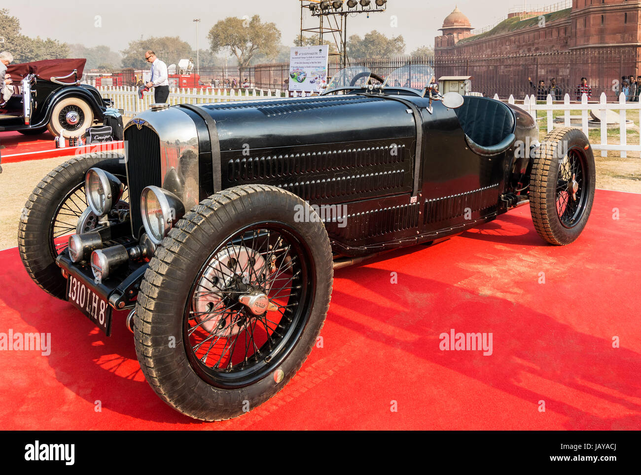 New Delhi, Indien - Februar 6, 2016: Retro Bugatti Oldtimer Sportwagen auf Anzeige am 21 Gun Salute Internationale Oldtimer Rallye 2016 am Roten Fort Stockfoto