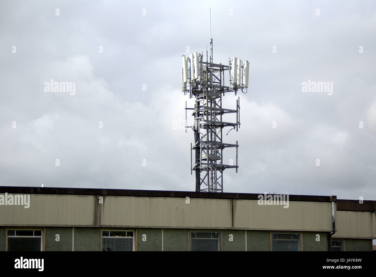 Radio mobile phone mast Handy Turm bauen Stockfoto