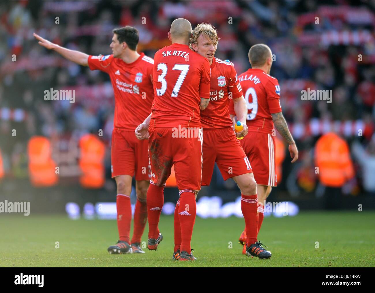 KELLY SKRTEL KUYT BELLAMY LIVERPOOL V MANCHESTER LIVERPOOL V MANCHESTER UNITED Anfield Road LIVERPOOL ENGLAND 28. Januar 2012 Stockfoto