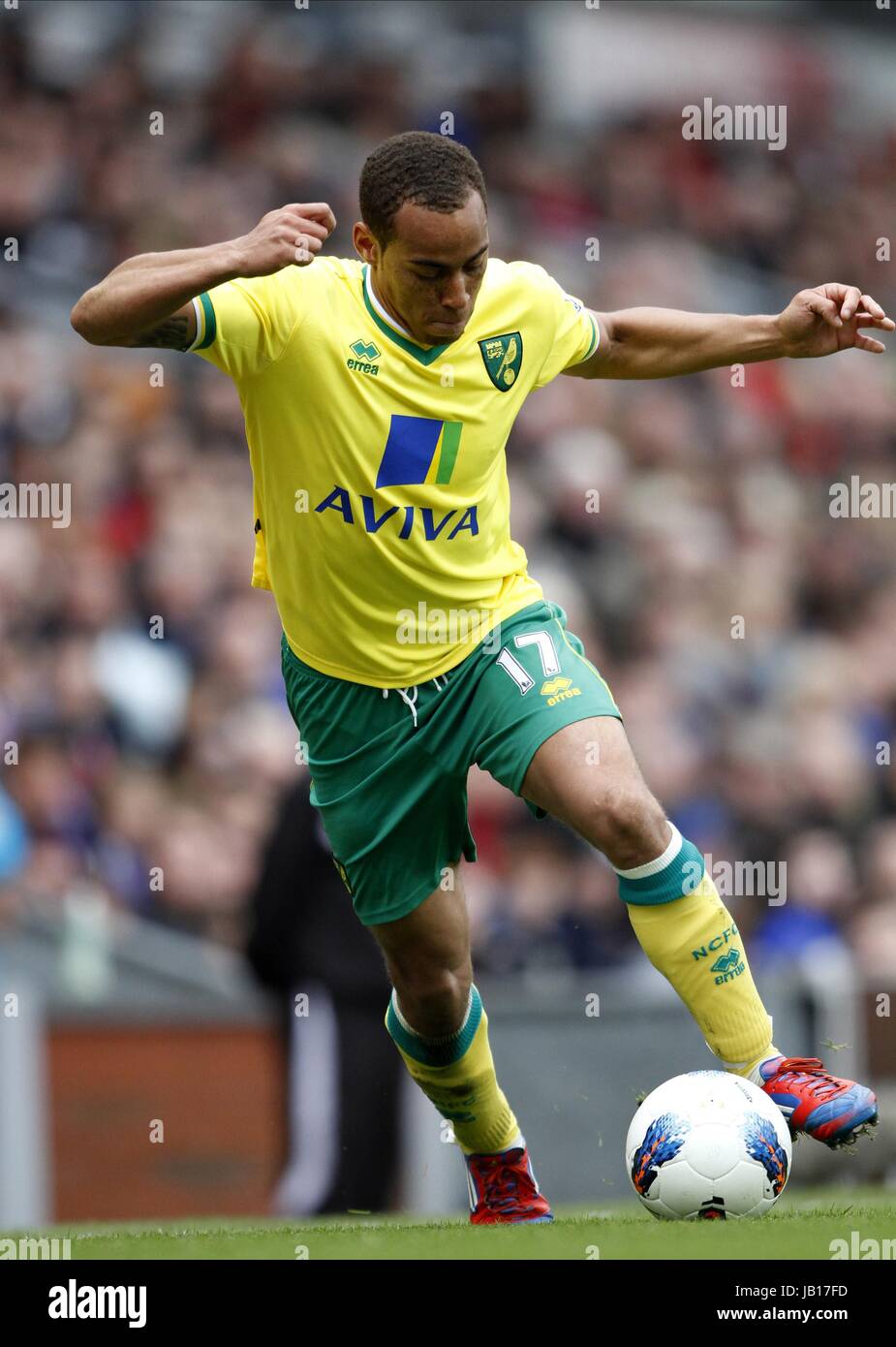 ELLIOTT BENNETT NORWICH CITY FC NORWICH CITY FC EWOOD PARK BLACKBURN ENGLAND 21. April 2012 Stockfoto