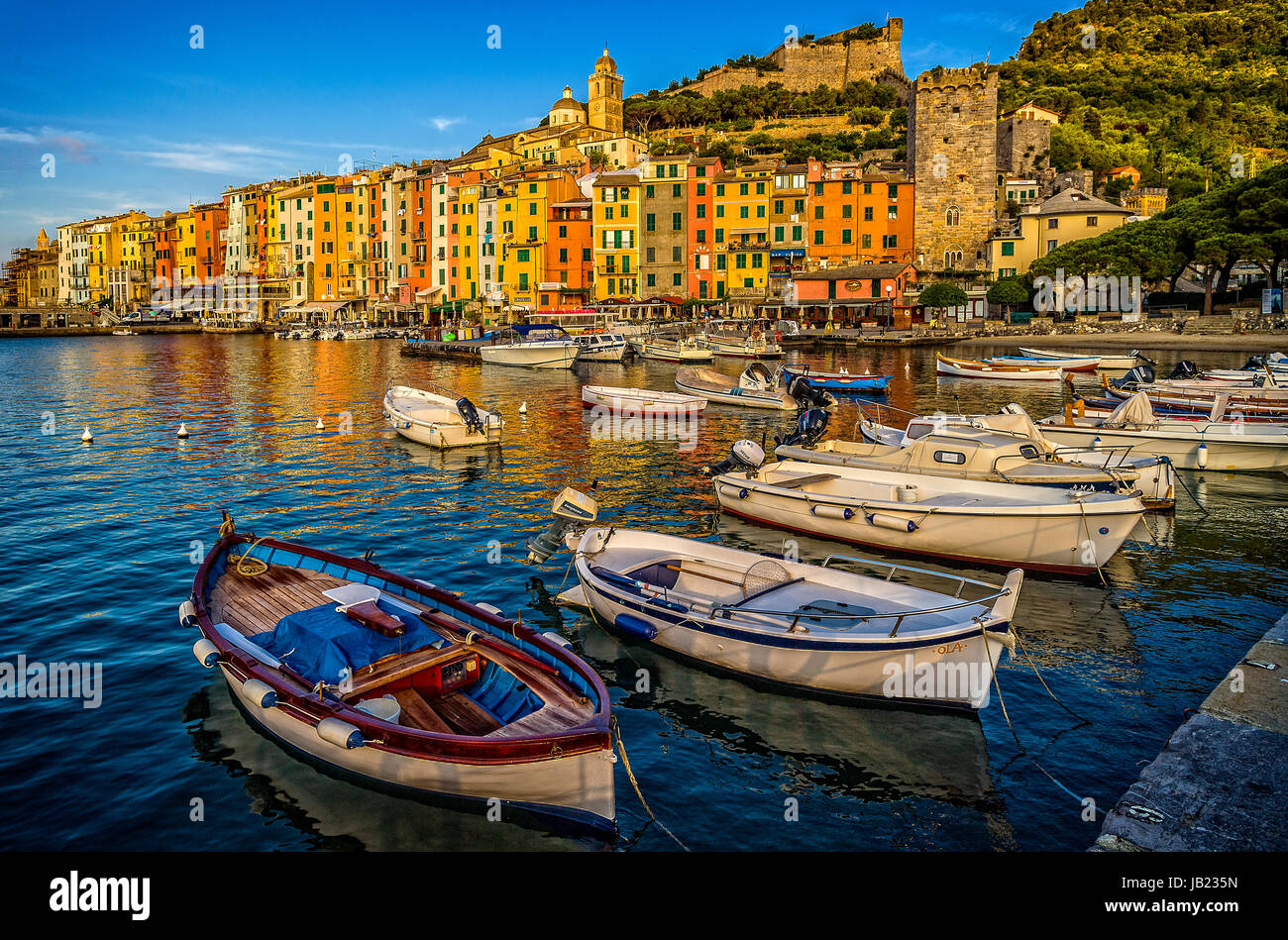 Italien Ligurien Portovenere - Dorf und Boote Stockfoto