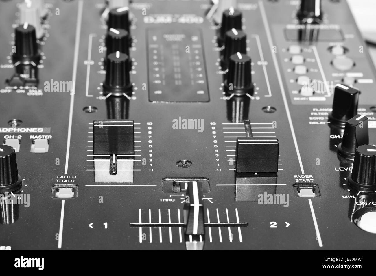 Elektronischen DJ-Mixer hautnah Stockfoto