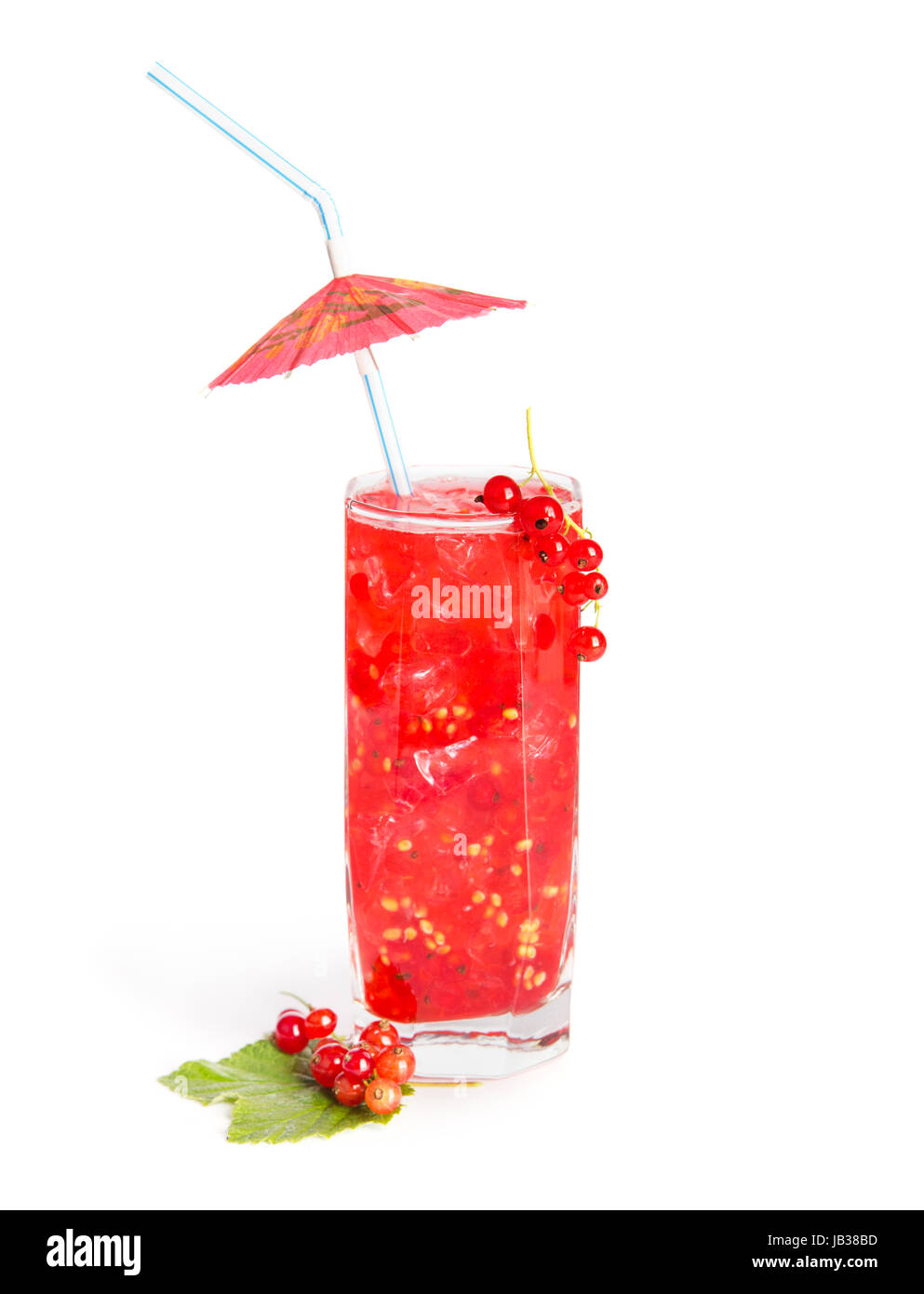 Frische rote Strom detox Sommerdrink auf weiß Stockfoto