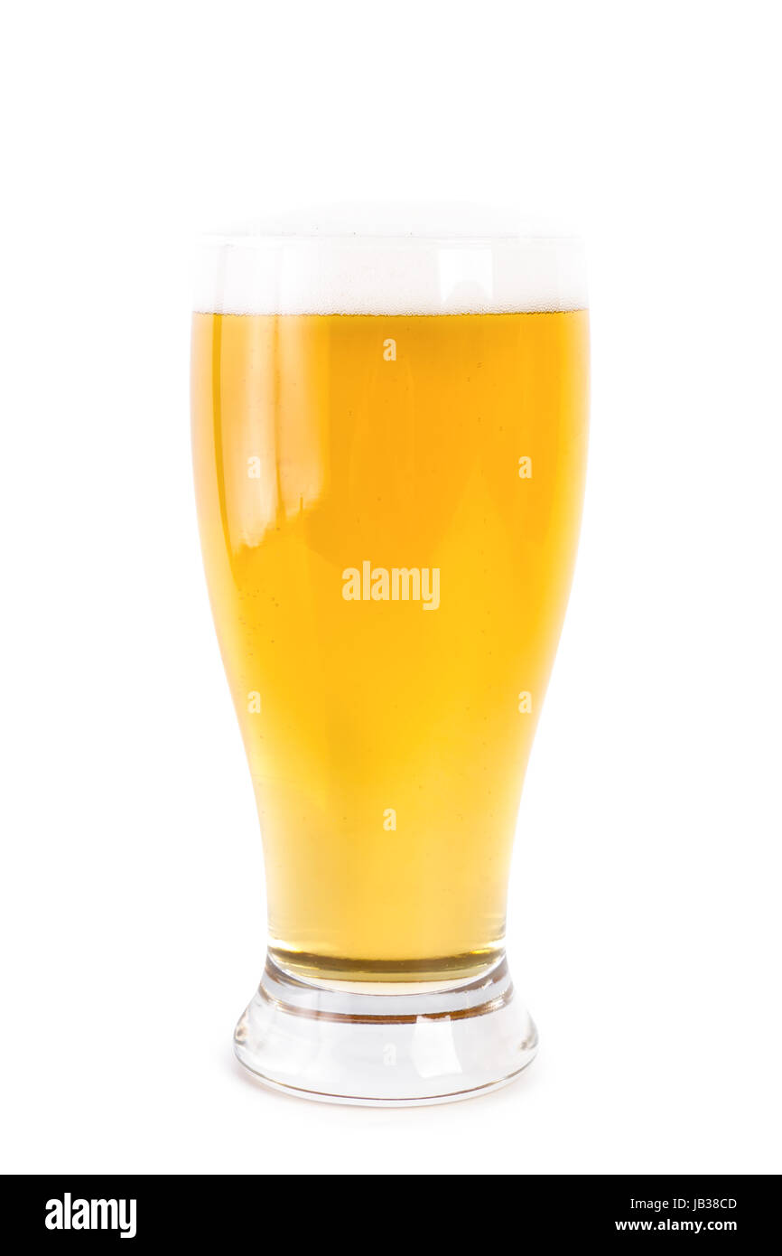 Glas Licht gefiltert Lagerbier auf weißem Stockfoto