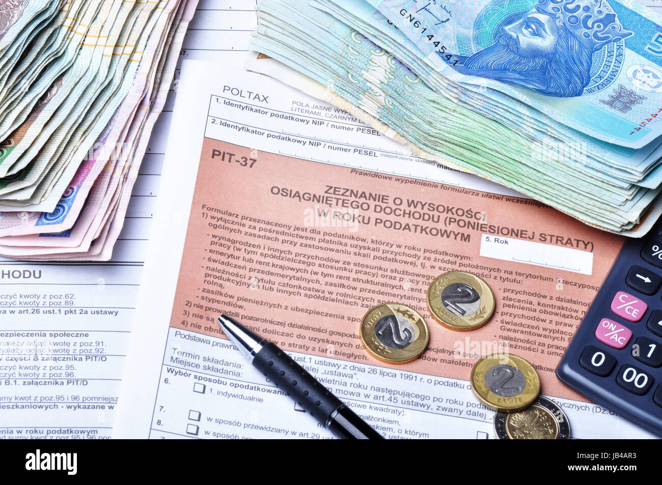 Polnische Steuerformulare, PIT-36 und PIT-37. Stockfoto