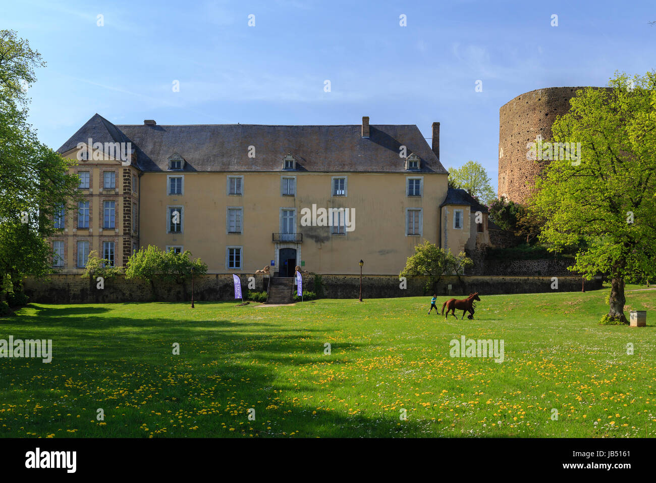 Frankreich, la Puisaye, Yonne (89), Saint-Sauveur-En-Puisaye, le Musée Colette / / Frankreich, die Puisaye, Yonne, Saint-Sauveur-En-Puisaye, Colette Museum Stockfoto