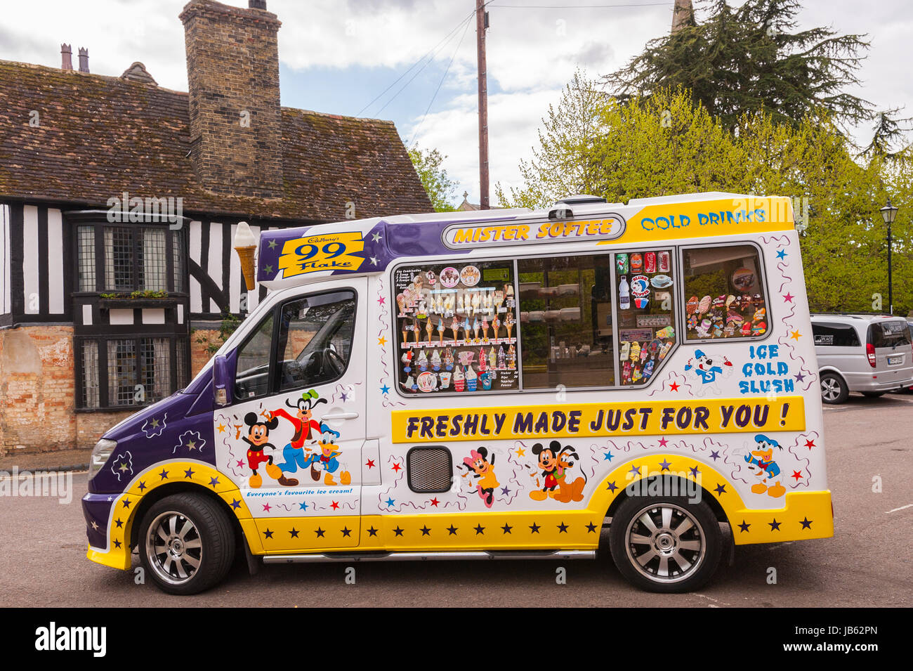 Ein Mister Softee Eiswagen in Ely, Cambridgeshire, England, Großbritannien, Uk Stockfoto