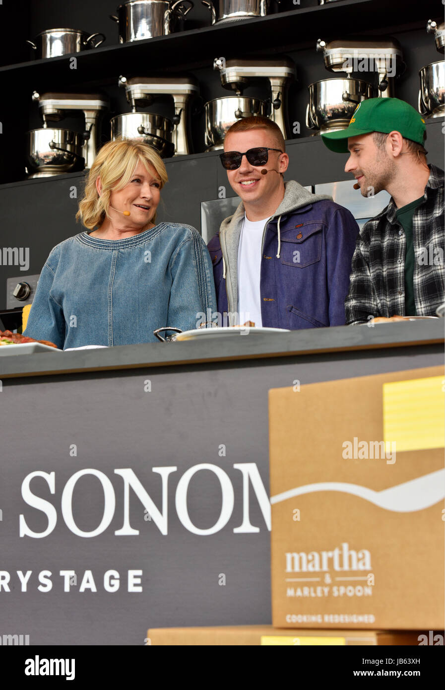 Napa, Kalifornien, 26. Mai 2017 - Martha Stewart, Macklemore und Ryan Lewis Williams und Sonoma kulinarische Bühne auf dem BottleRock Festival, Tag1 Stockfoto