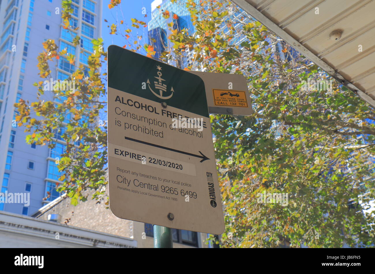 Alkohol-freie Zone-Zeichen in der Innenstadt von Sydney Australia. Stockfoto