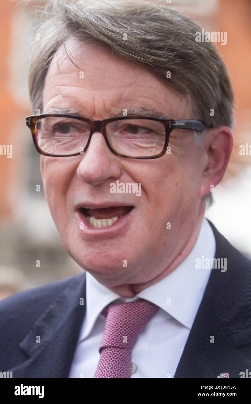 London, UK. 9. Juni 2017. Peter Mandelson war einer von mehreren Individuen verantwortlich für das rebranding der Labour Party als New Labour Umhüllung unter Premierminister Tony Blair seine Reaktion auf die Medien auf die UK General Wahlergebnisse Credit: Amer Ghazzal/Alamy Live-Nachrichten Stockfoto